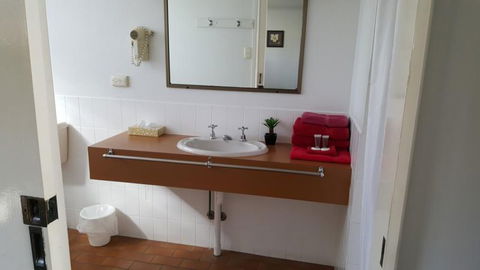 Siesta Villa Motel - Accommodation Guide 7