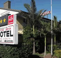 Flying Spur Motel - Accommodation Guide