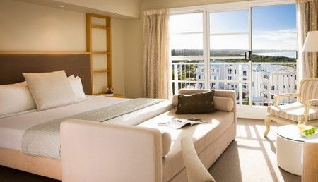 Quality Suites Deep Blue - Accommodation China 0