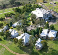Pinnacle Valley Resort - Accommodation Guide