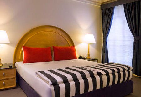 Vibe Savoy Hotel Melbourne - Accommodation Asia 4