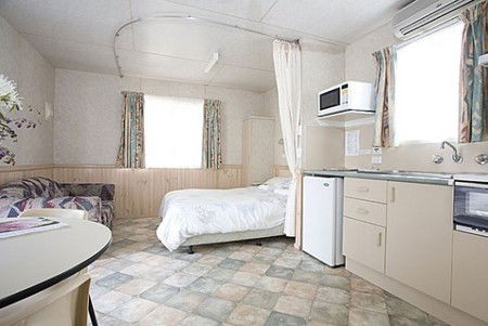 Crestview Top Tourist Park - Accommodation Asia 3