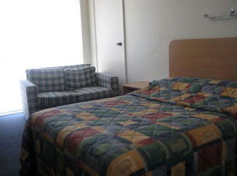 Sandbelt Club Hotel - Accommodation Guide 1