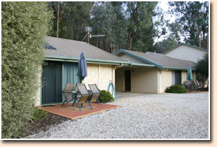 Snow View Holiday Units - Accommodation Guide 1