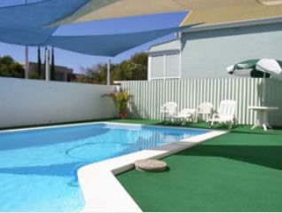Bailey's Motel - Accommodation Guide 4