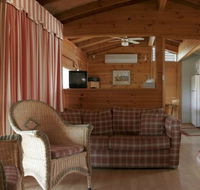 Glen Ayr Cottages - Accommodation Guide