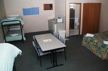 Oasis By The Lake - Accommodation Guide 3
