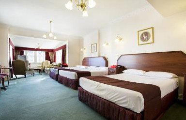 Palais Royale - Accommodation Guide 1