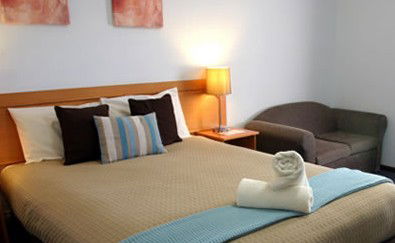 Narrangullen NSW Accommodation China