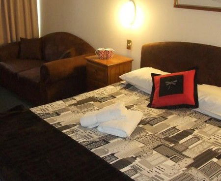 Lilac City Motor Inn & Streakhouse - Accommodation Guide 4