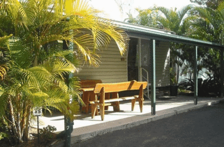 Cane Village Holiday Park - Accommodation China 1