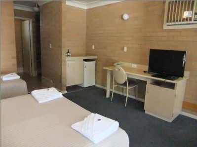 Country Comfort Cowra Countryman Motor Inn - Accommodation Asia 4
