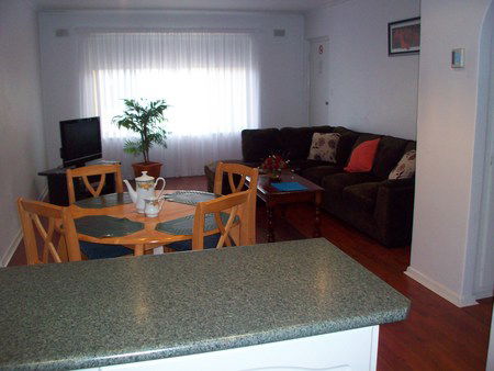 AA Madalena Court Holiday Apartments - Accommodation Asia 2