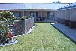 Emerald Explorers Inn - Accommodation Guide 0