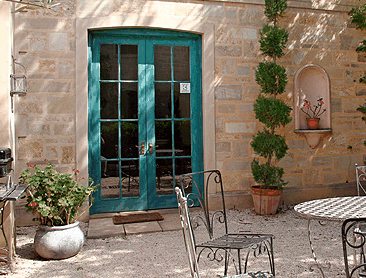 Mallyons Executive Villas - Accommodation Asia 0