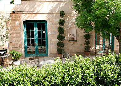 Mallyons Executive Villas - Accommodation Asia 4