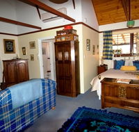 Hillside Country Retreat  - Accommodation Guide