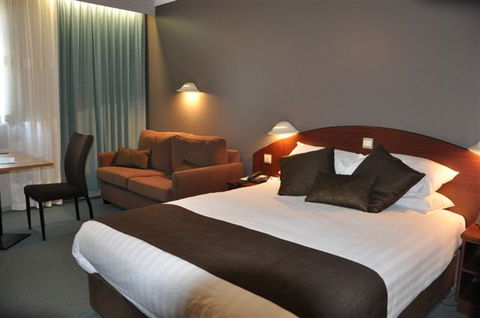 Best Western Hospitality Inn Esperance - Accommodation Asia 1