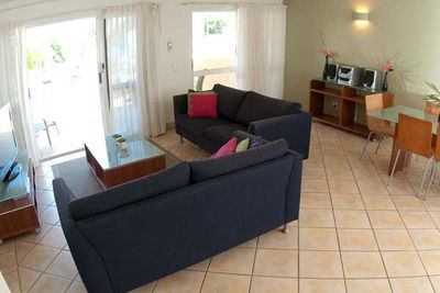 Regatta Riverfront Apartments - Accommodation China 4