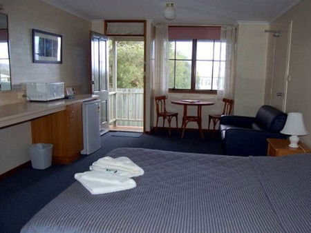 Lightkeepers Inn Motel - Accommodation Guide 1