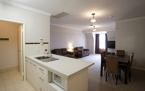 Regal Apartments - Accommodation Guide 1