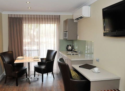 Bentley Motel - Accommodation Guide 2