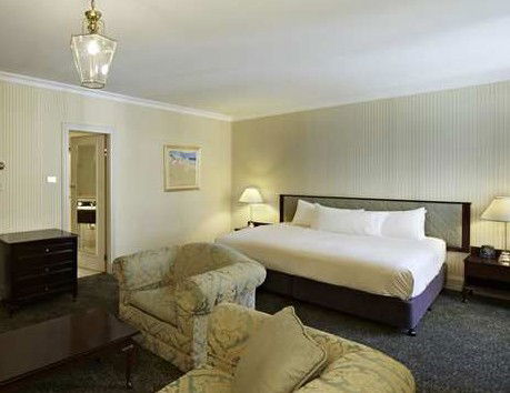 Parmelia Hilton - Accommodation Guide 1