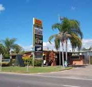 Queens Beach Motor Hotel - Accommodation Guide