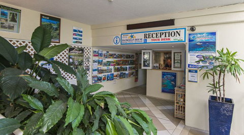 Macrossan House Boutique Holiday Apartments - Accommodation Asia 1