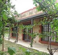 Under the Vines - Accommodation China