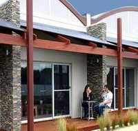 A must  Coonawarra - Accommodation Guide