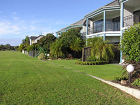 Mariner's Cay Apartments - Accommodation Asia 0