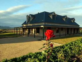 Abbotsford Country House - Accommodation Asia 0