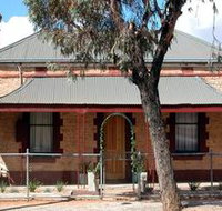 Meaney's Rest - Accommodation Guide