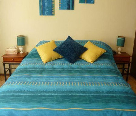 Oaklands Beach House - Accommodation Guide 2