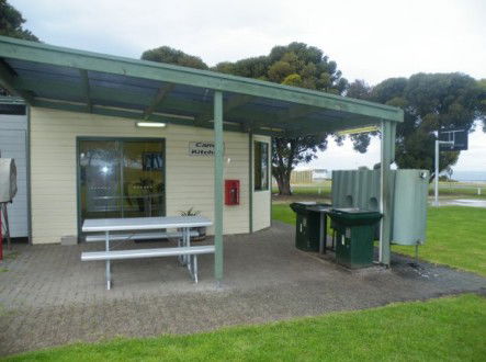 Edithburgh Caravan Park - Accommodation Guide 3
