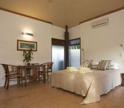 Feathers Sanctuary - Accommodation China 4