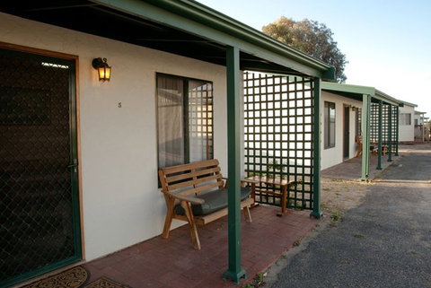 Moonta Bay Road Cabins And Cottages - Accommodation Asia 0