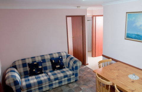 Moonta Bay Road Cabins And Cottages - Accommodation Asia 1