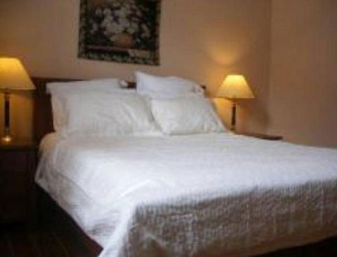 McKinley's Rest - Accommodation Asia 5