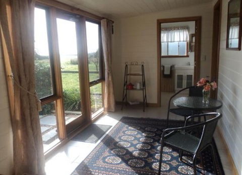 The Roost - Accommodation Guide 0
