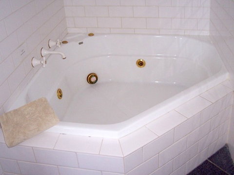 McLaren Ridge 2 - McLaren Ridge Log Cabins - Accommodation Asia 0