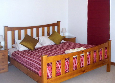 McLaren Ridge 2 - McLaren Ridge Log Cabins - Accommodation Asia 2