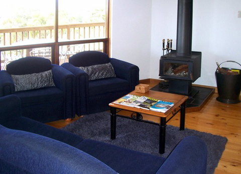 McLaren Ridge 2 - McLaren Ridge Log Cabins - Accommodation Asia 7