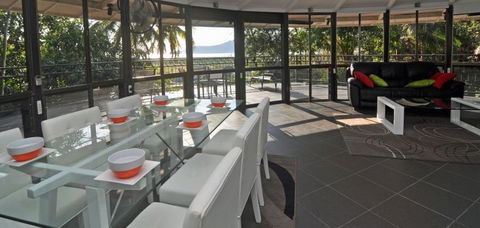 The Cairns Holiday Homes Red Arrow Lodge - Edge Hill, Cairns - Accommodation China 3