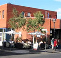 Prince of Wales Hotel - Accommodation Guide