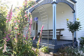 Devonport Bed & Breakfast - Accommodation Guide 0