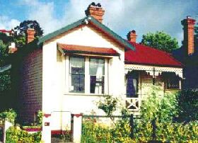 Duck House - The - Accommodation Guide 0