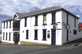 Shipwright's Arms Hotel - Accommodation Guide 0
