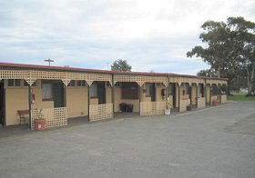 Central Court Motel - Accommodation Asia 0